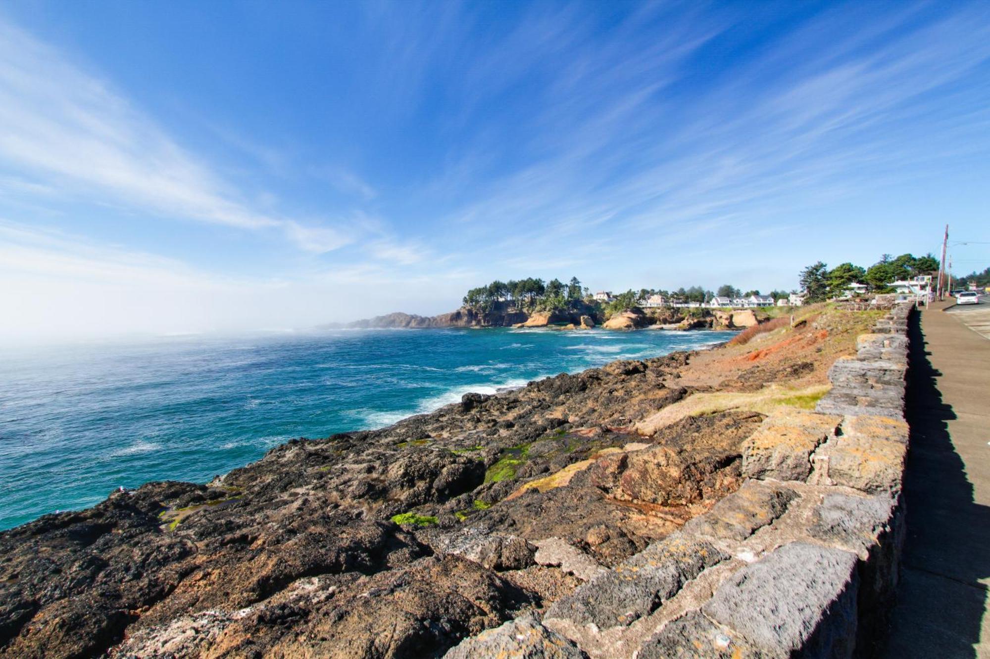 Captain'S Quarters And Cabins Depoe Bay Extérieur photo