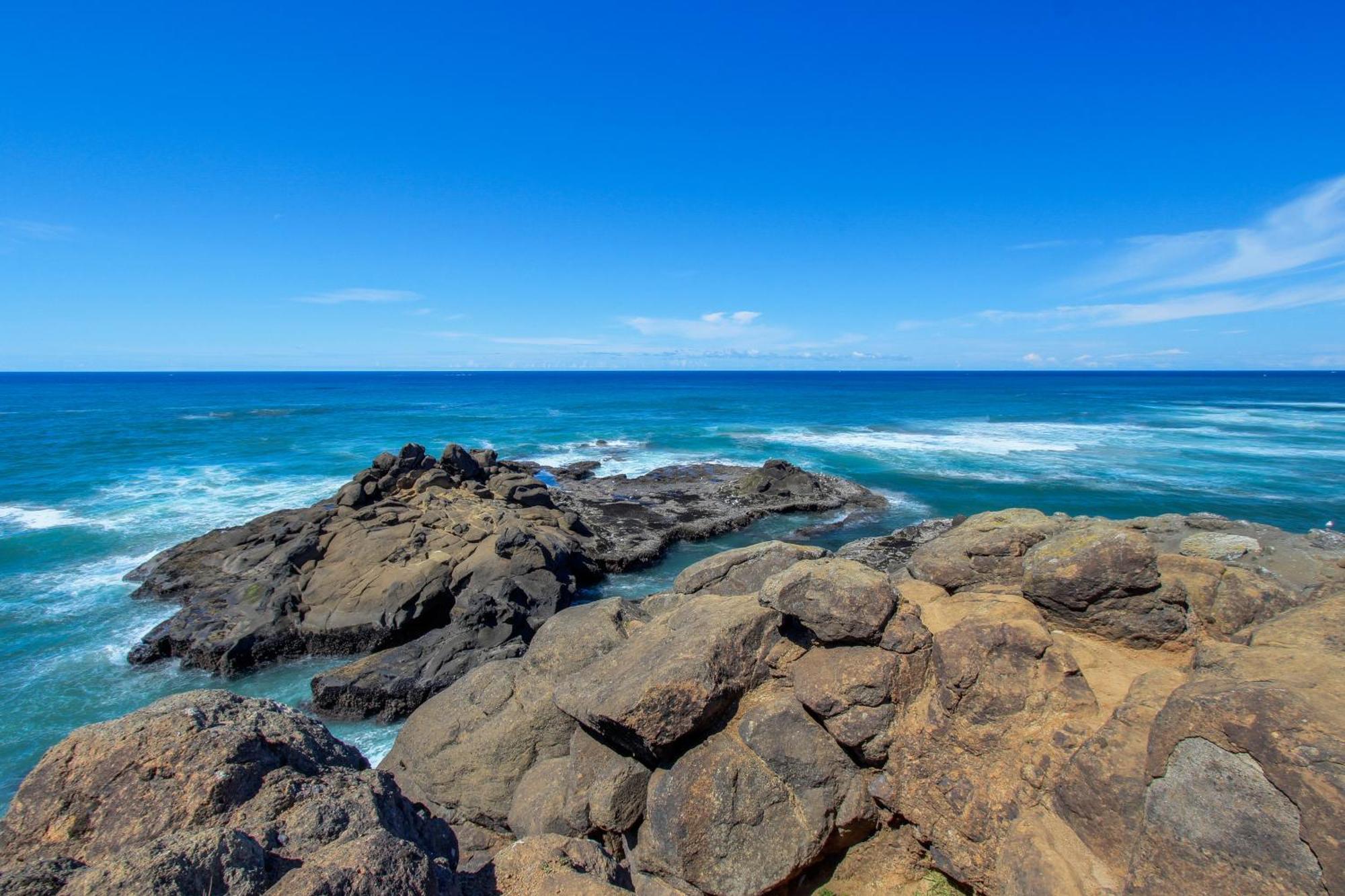 Captain'S Quarters And Cabins Depoe Bay Chambre photo