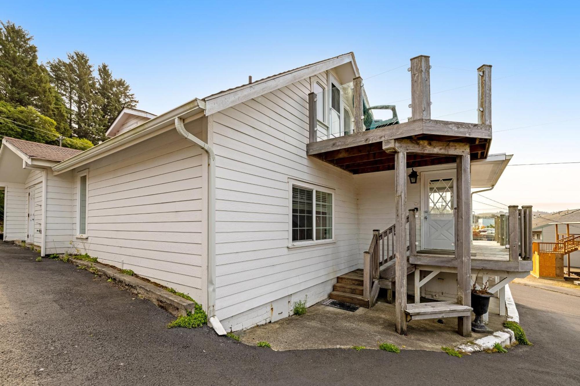 Captain'S Quarters And Cabins Depoe Bay Chambre photo